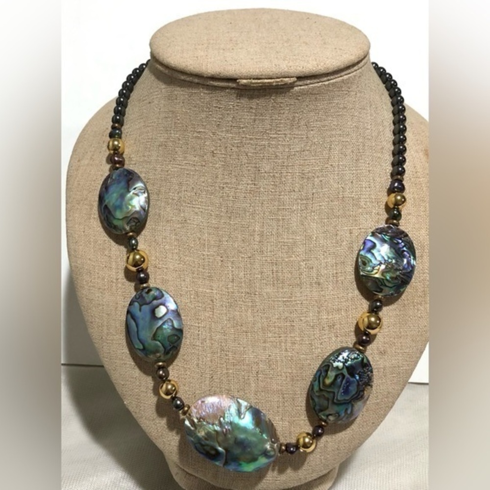 Lee Sands Abalone Necklace